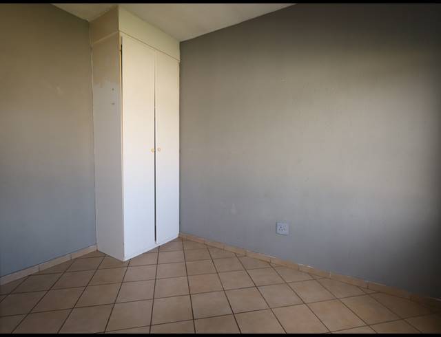 2 BEDROOM FLAT TO LET IN TERENURE